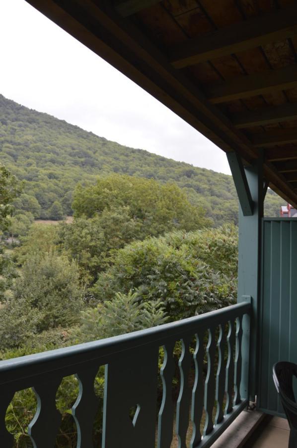 Studio Confortable Au Coeur D'Arreau Zewnętrze zdjęcie
